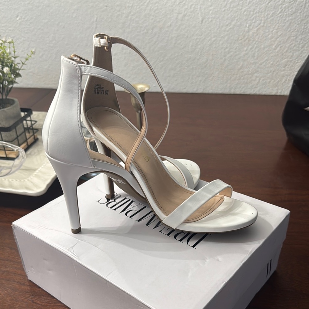 Dream Pairs White Strappy Heels
